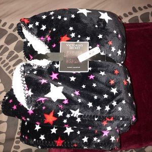 victoria’s secret blanket